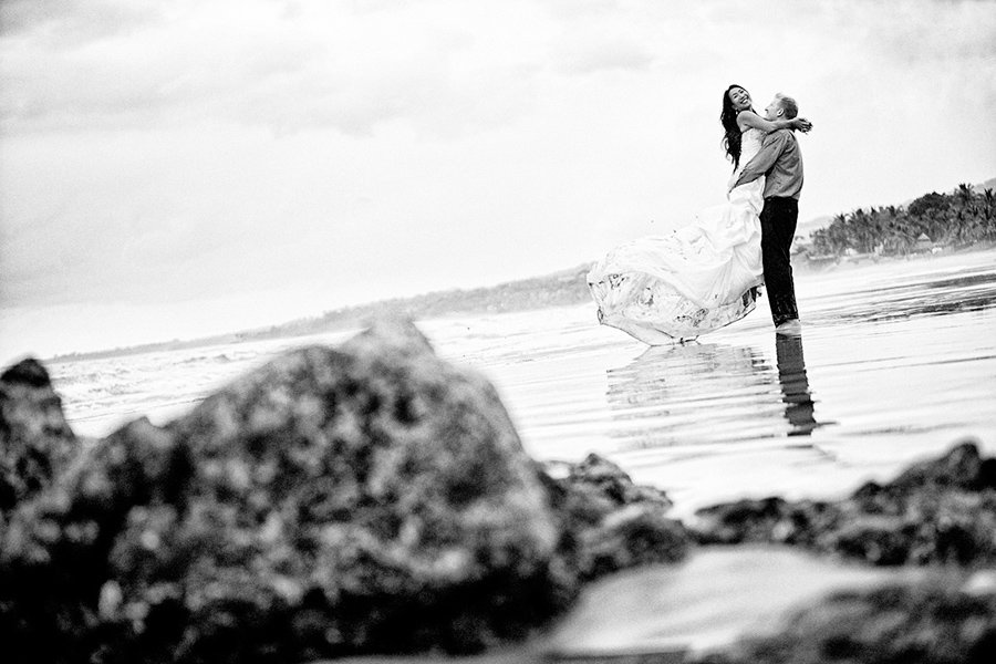 Lift me up :: Destination Wedding Photography by infusedstudios.ca