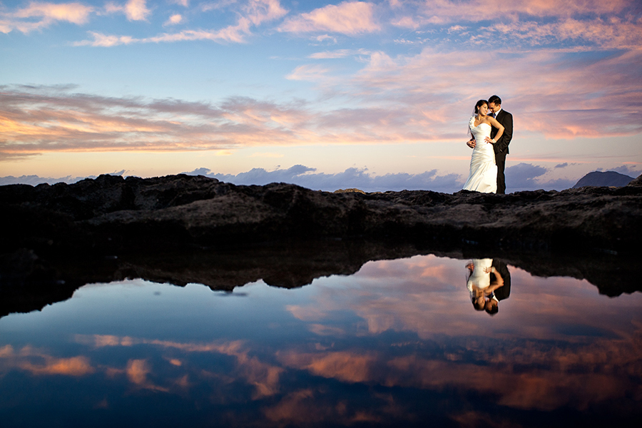 By the water :: Hawaii Wedding Photography