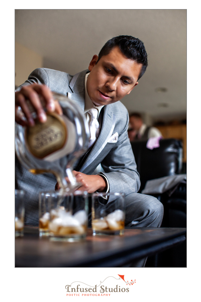 Edmonton Wedding Photographers :: Groom getting ready