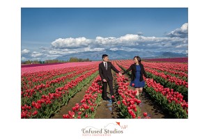 Seattle Tulip engagement photo