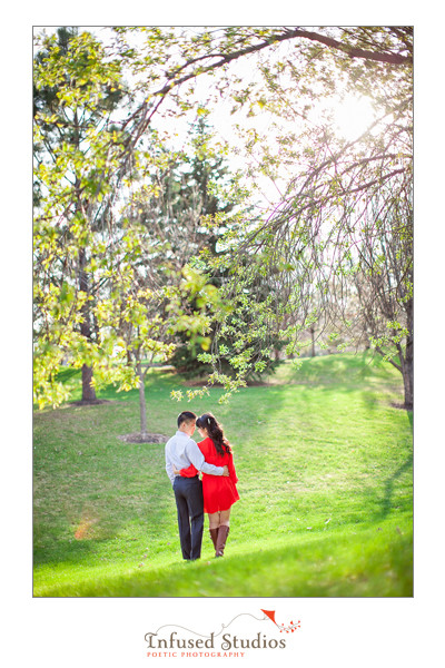 Outdoor engagement photography