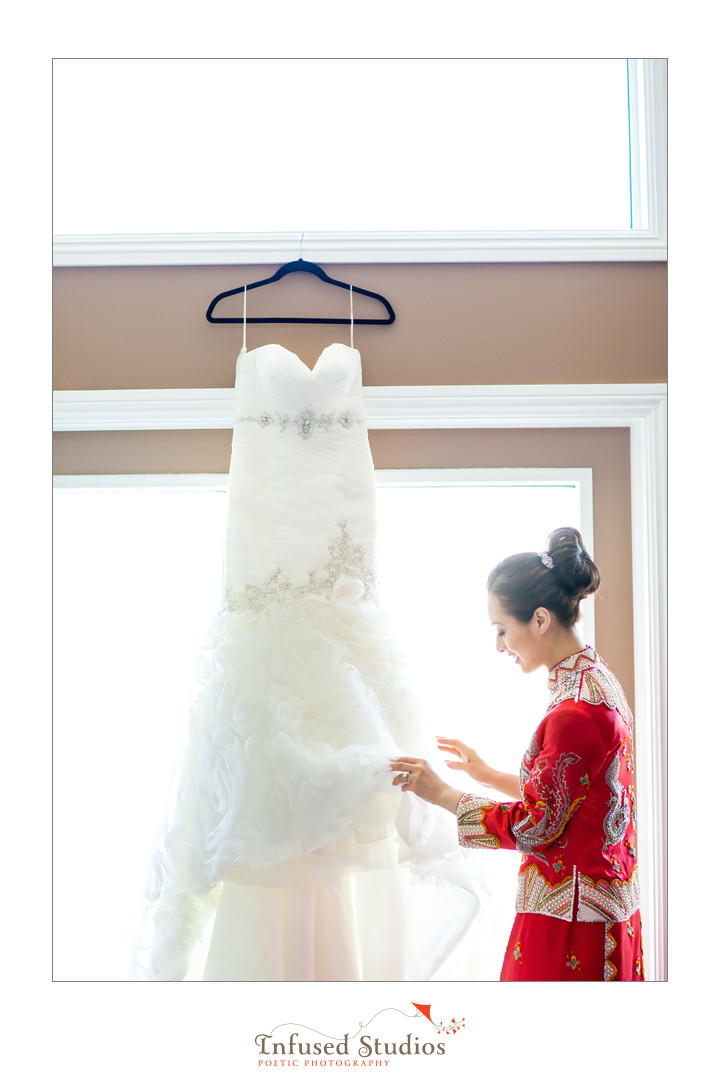 Edmonton wedding photography :: bride and dress