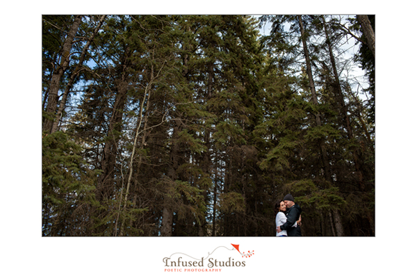 Edmonton wedding photographers :: outdoor engagement