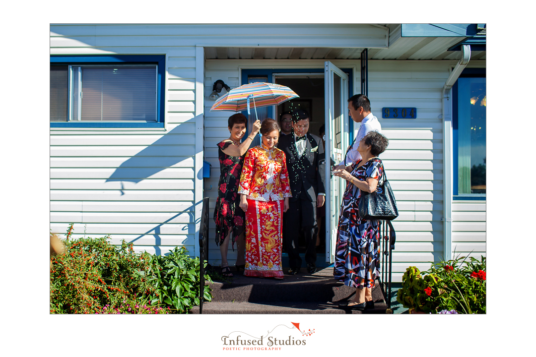 Edmonton Wedding Photographers :: Ada in Chinese dress