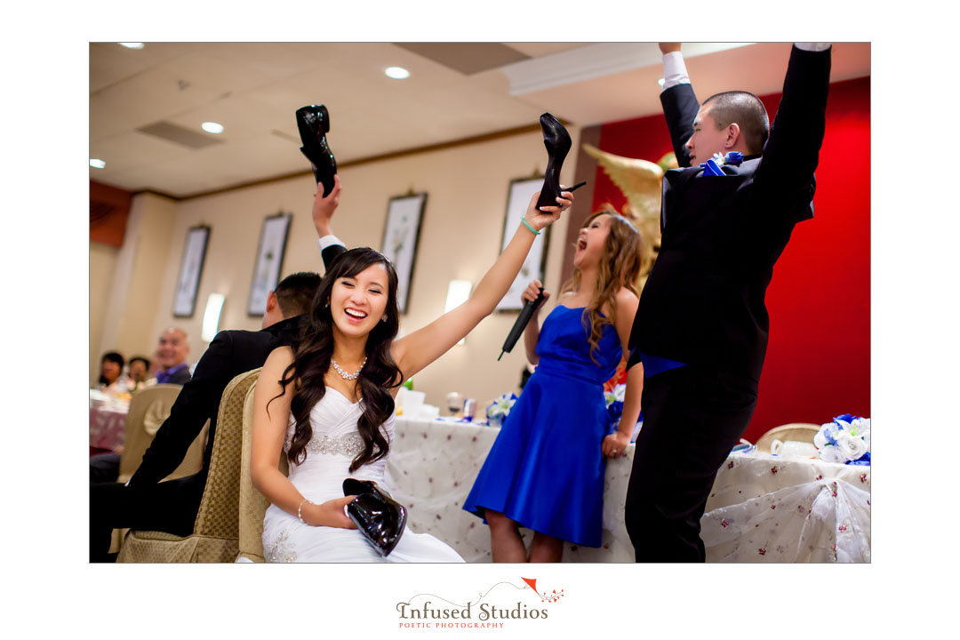Edmonton Wedding Photographer :: party shoe game