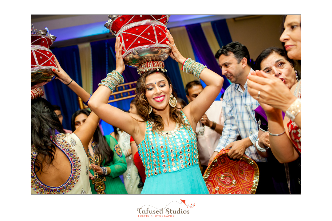 Edmonton Wedding Photographers :: girls sangeet