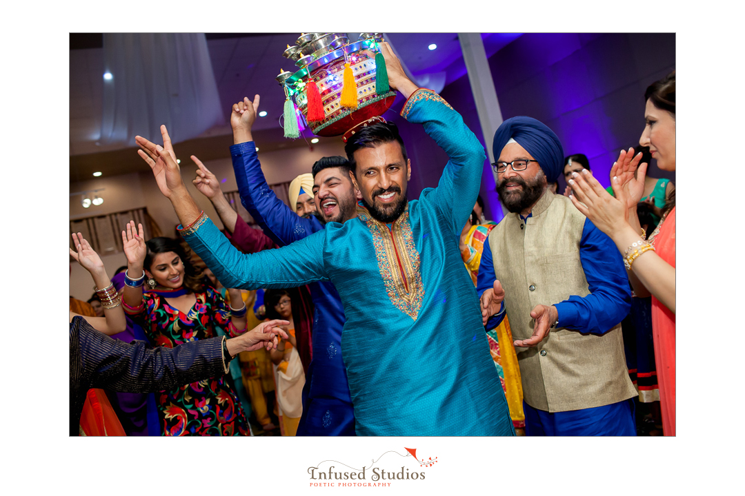 Edmonton Wedding Photographers :: dancing at guys sangeet