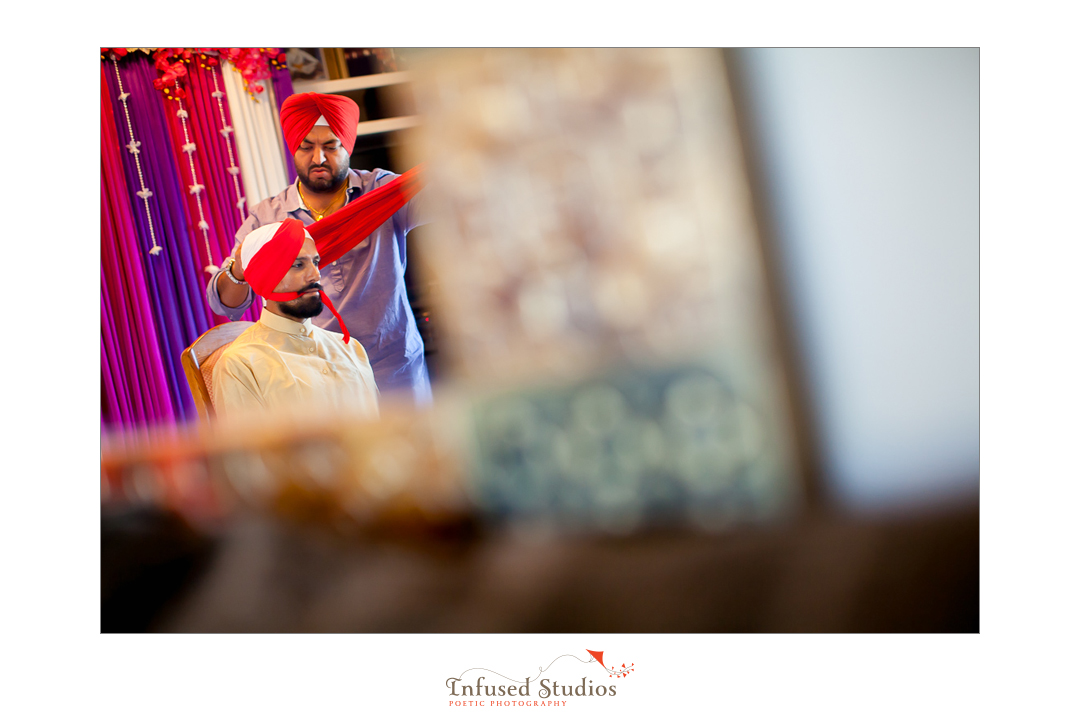 Edmonton Wedding Photographers :: groom having turban wrapped