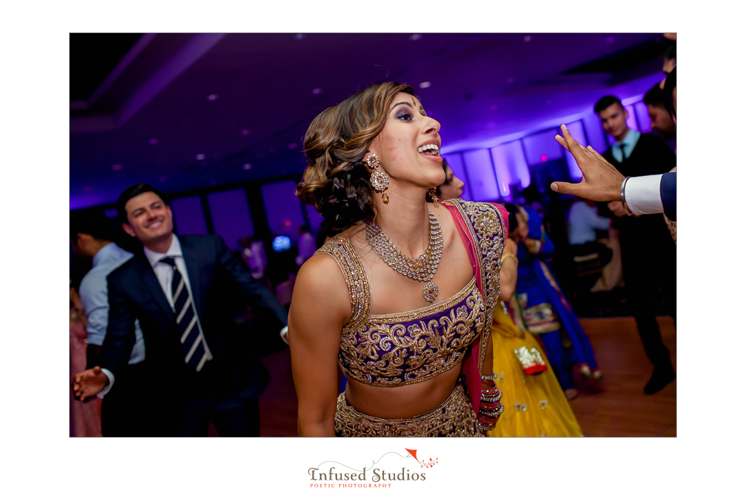 Edmonton wedding photographers :: dance floor reportage photography