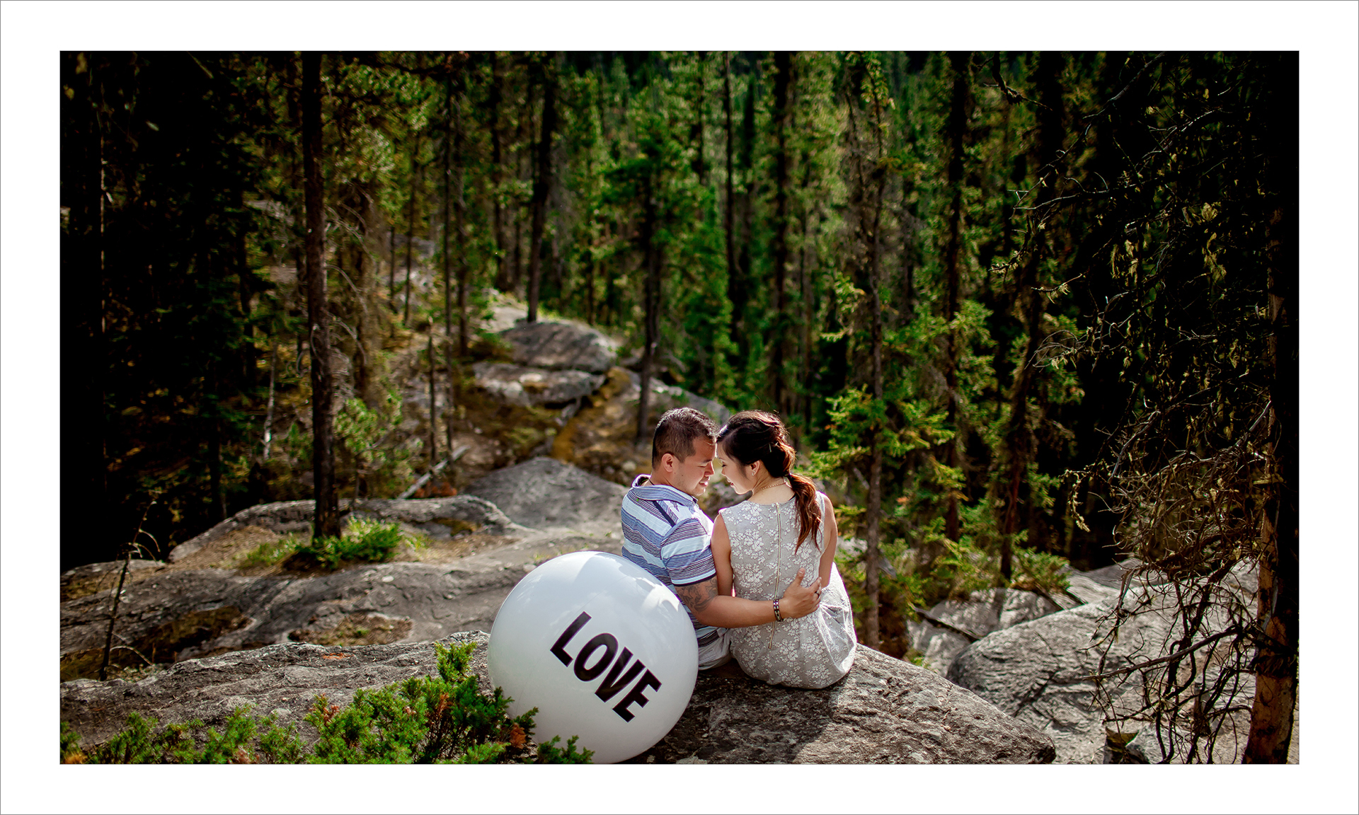 Award winning engagement photography album :: pg 13