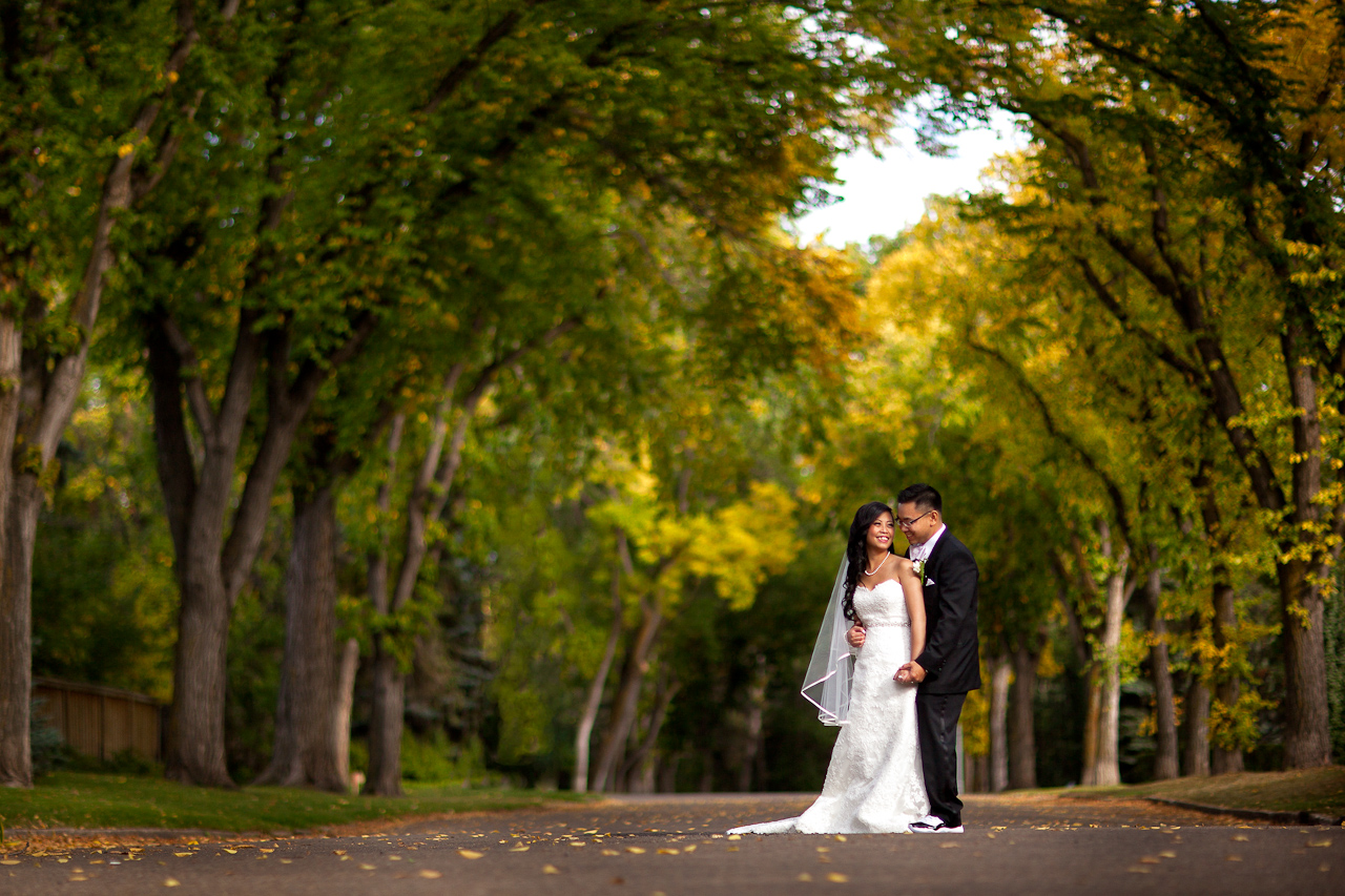 Edmonton Wedding photos - couples portrait outdoors with trees (CiCi and Steve)